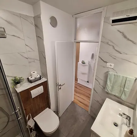 Ivko - Private Parking Apartment