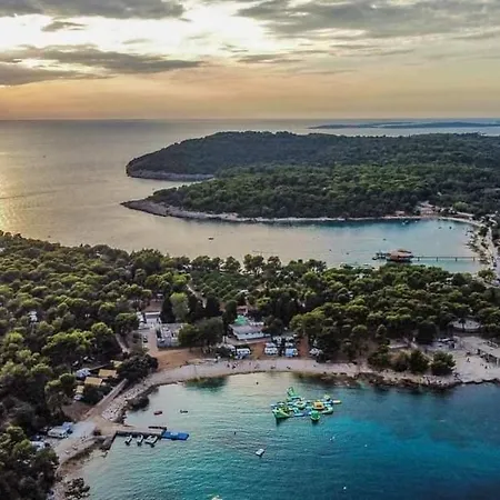 Ivko - Private Parking شقة بولا