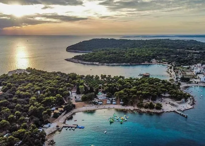 Ivko - Private Parking Apartment Pula