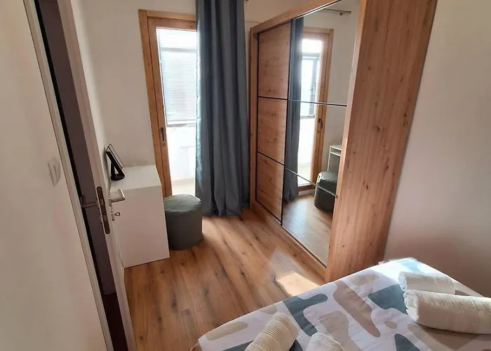 Apartment Ivko - Private Parking Pula